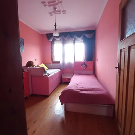 Nyaraló къща в село катунци *