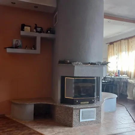 къща в село катунци